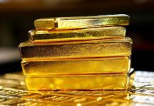 Giá vàng hôm nay 4/4/2025: vàng giảm mạnh xuống dưới mốc 3.100 USD do chốt lời mạnh