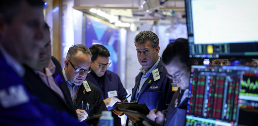 Chứng khoán Mỹ khởi sắc khi tâm lý thị trường cải thiện, dầu mất động lực