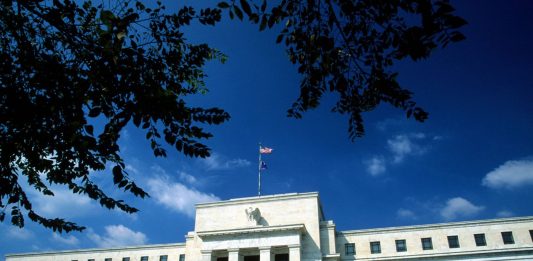 Nhà đầu tư đợi gì ở cuộc họp đang diễn ra của Fed?